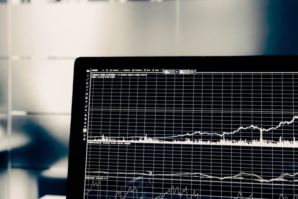 Investors Pay Attention To Nvidia, Apple, And Microsoft Divergence; Election Shock In France - Apple (NASDAQ:AAPL)