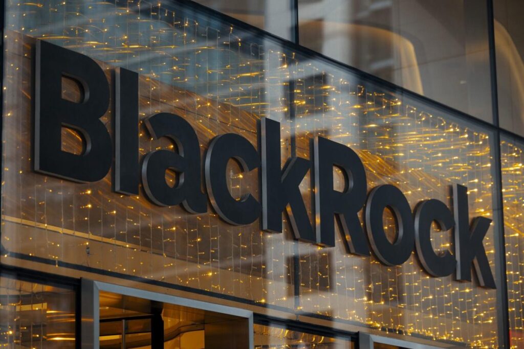 BlackRock Introduces New CO2 Policy for $150 Billion of Funds