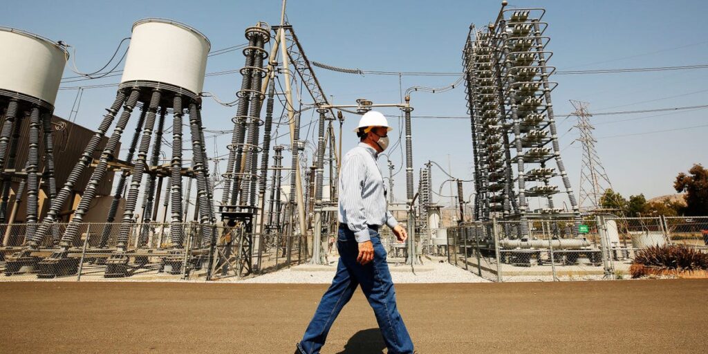 America's Shaky Power Grid to Be Tested by Electric Demand of AI Boom