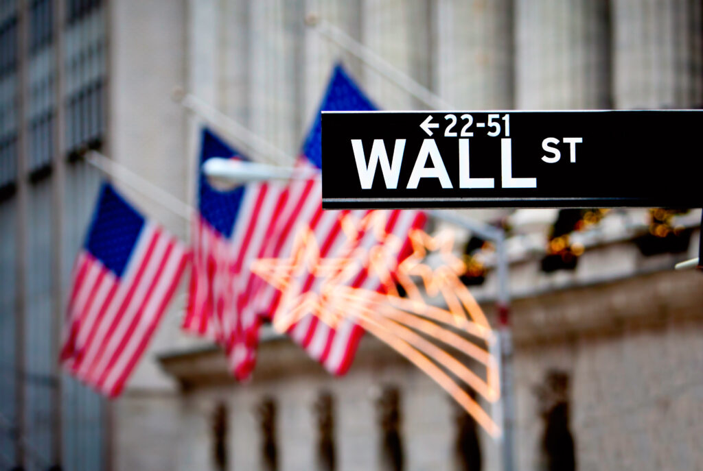 Stock Market Correction: 2 Unstoppable Vanguard ETFs to Buy With $800 During the S&P 500 Sell-Off