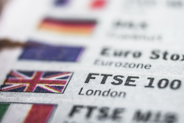 FTSE 100 Forecast Today - 15/08: Pressures Resist (Chart)