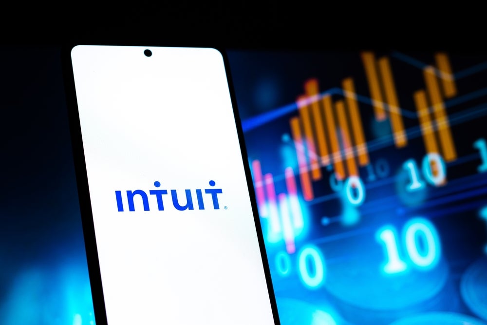 Intuit Confirms Old Wall Street Adage Of 'Sell At Former Peaks' - Intuit (NASDAQ:INTU)