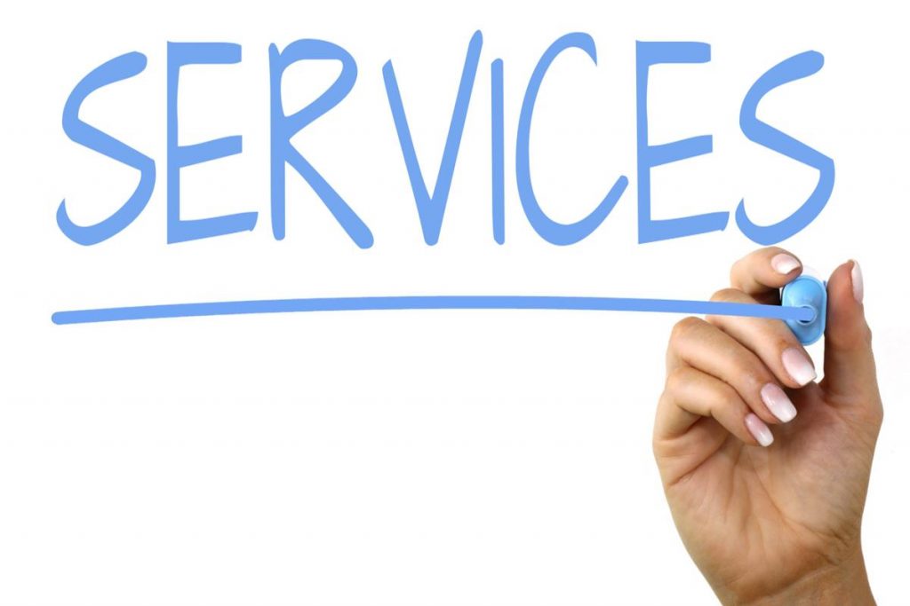 Manufacturing remains in recession while Services are expanding in Europe