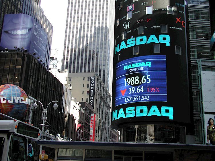 Stock market expected to continue lower this week
