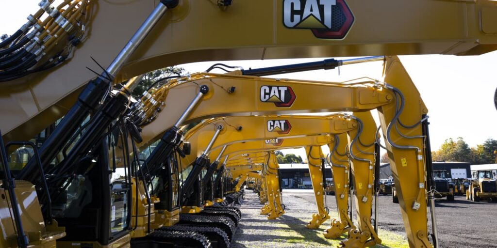 Caterpillar and 2 More Industrial Stocks Poised to ‘Break Out’