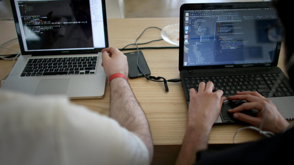 Cryptocurrency scams in UAE: How to protect yourself from fake investments on social media - News
