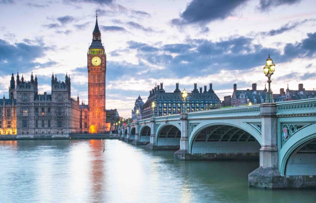 GBP/USD Rises on Robust Labor Data - Challenges Ahead for the BoE