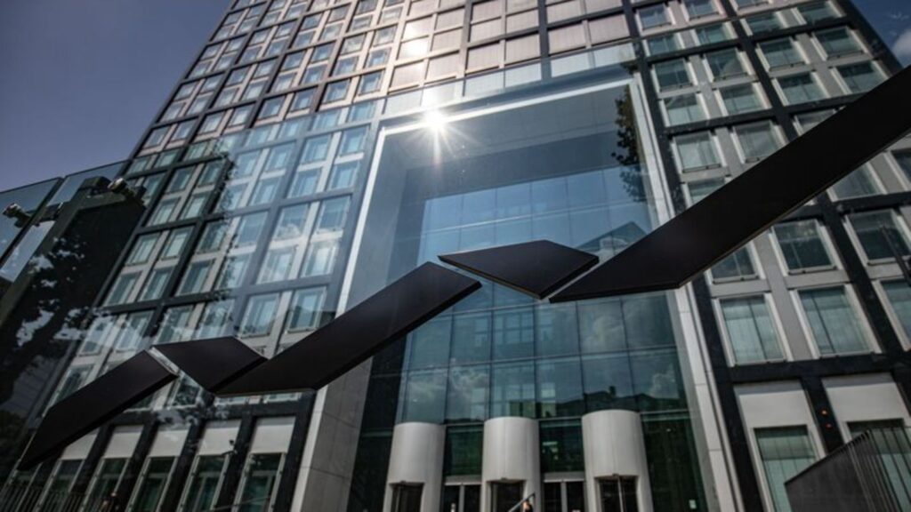 Die Deutsche Börse, Deutschlands größter Börsenbetreiber, mit Sitz in Eschborn nahe Frankfurt (Archivfoto) Foto: Frank Rumpenhor