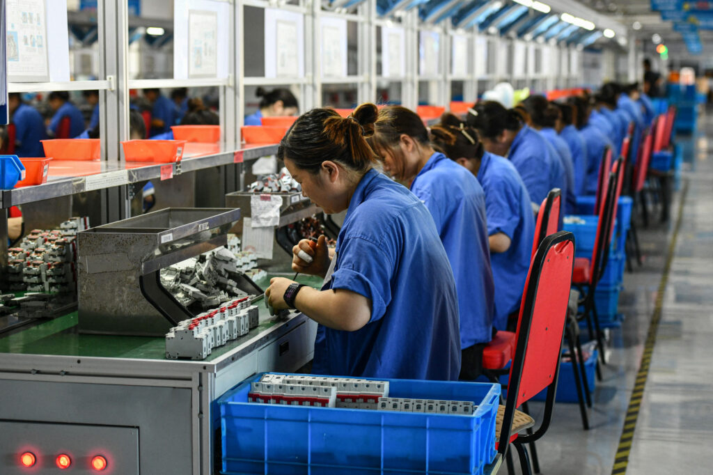 Workers Assemble Circuit Breakers in Anhui Province