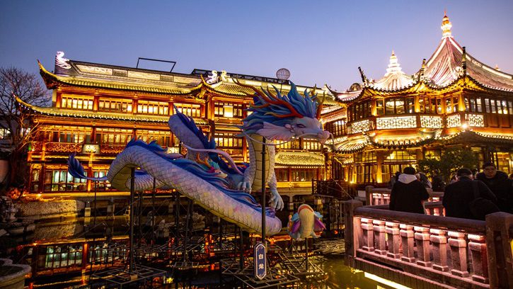 Chinese Stocks Rally, Then Plunge—What Happens Next?