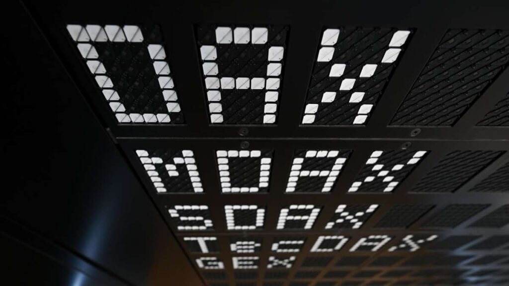 Börse: Dax-Anleger machen Kasse vor Quartalszahlen