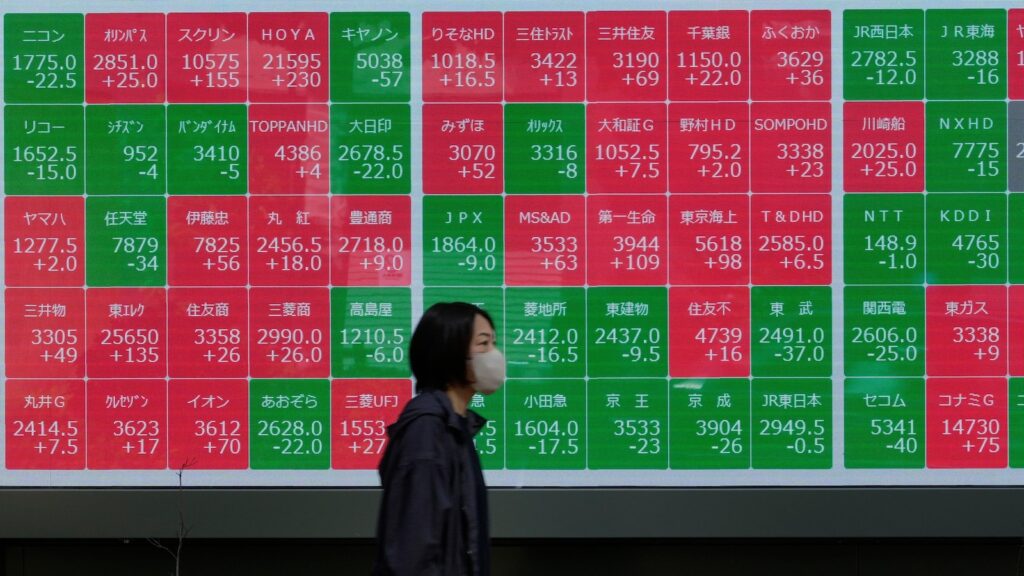 Stock market today: Asian shares turn lower after strong earnings boost stocks on Wall St