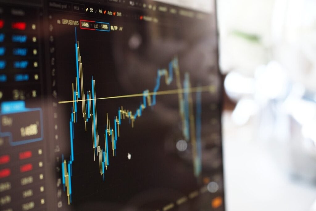 Investors Suffering Cognitive Dissonance, Insane Demand For Nvidia Chips, Anxiety Builds About Israel And Iran - Apple (NASDAQ:AAPL)
