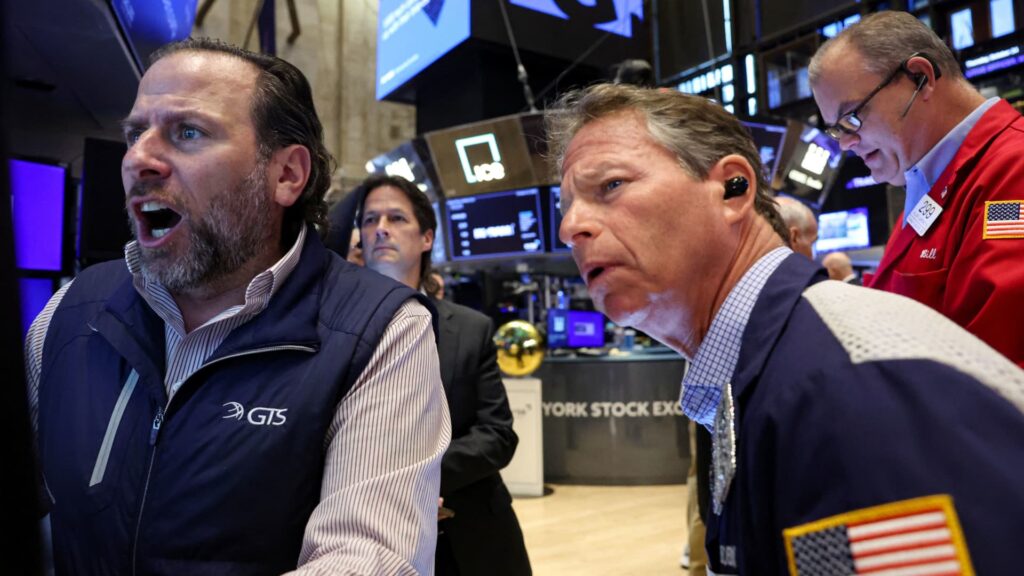 How the stock market does the week before a presidential election