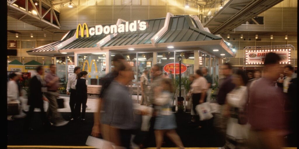 McDonald's streicht nach Kolibakterien-Ausbruch beliebte Zutat
