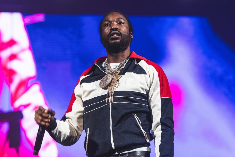 If You Invested $1,000 In Dogecoin When Rapper Meek Mill ‘Grabbed Some Doge,’ Here’s How Much You’d Have Today Meek Mill's Bad Timing Buying Dogecoin: How Much Is It Possibly Worth?