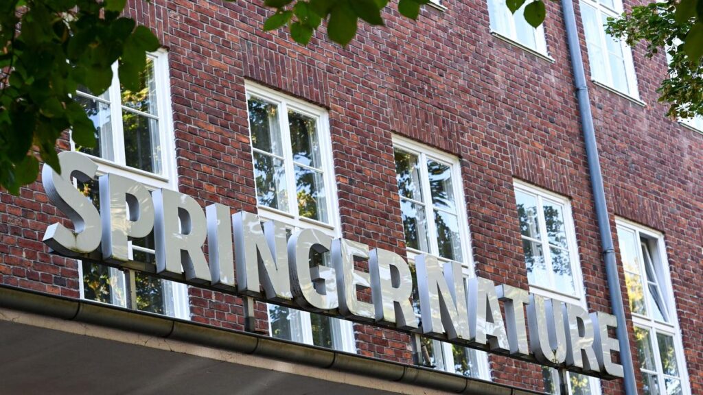 Frankfurter Börse: Börsengang von Wissenschaftsverlag Springer Nature glückt