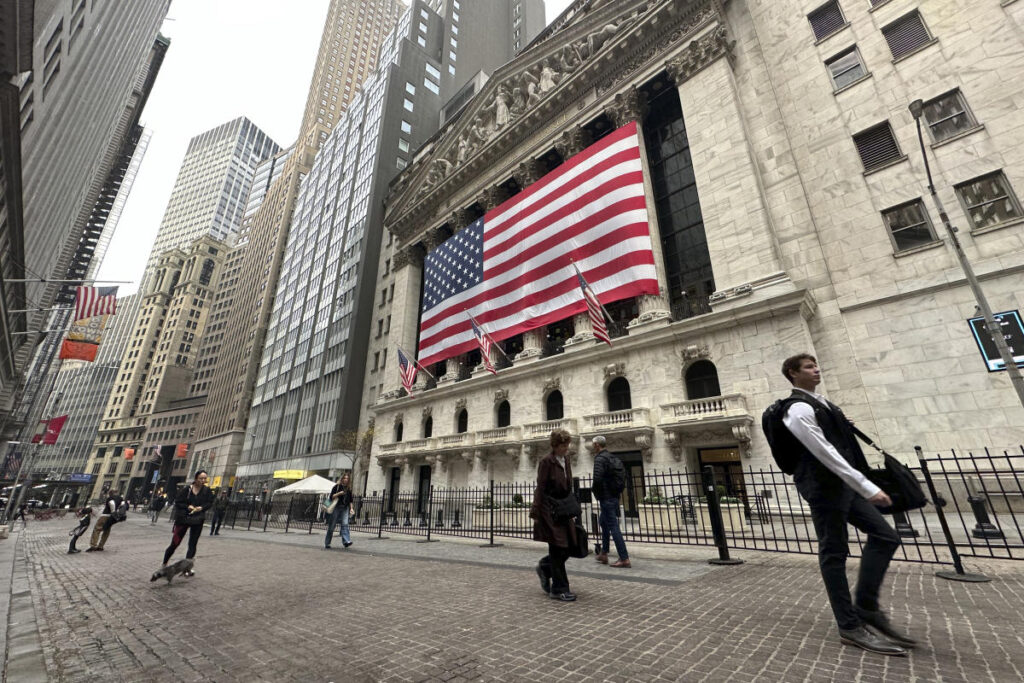 Wall Street rallies on Election Day as economy remains solid