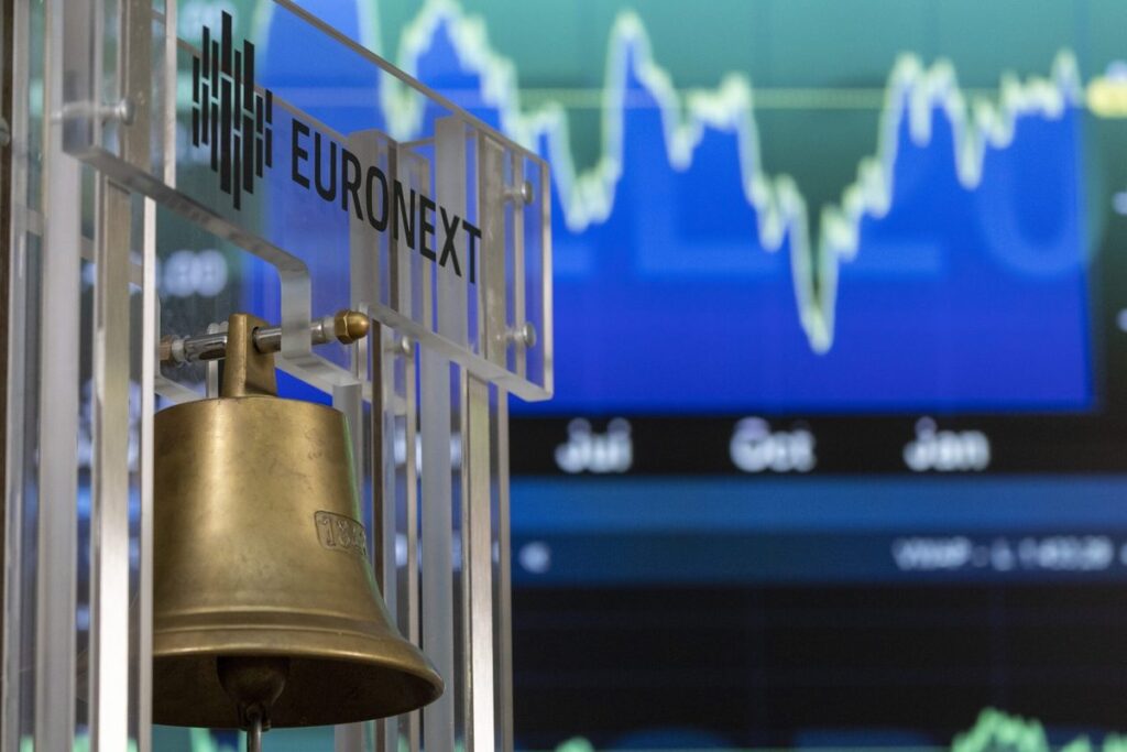 Euronext and Deutsche Börse both raise their forecasts