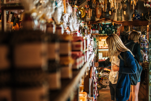 Small businesses drive economic growth – how governments are using data to help them thrive