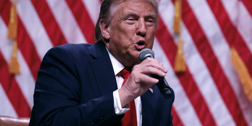 Stock market today: Dow soars 900 points as Trump nears win