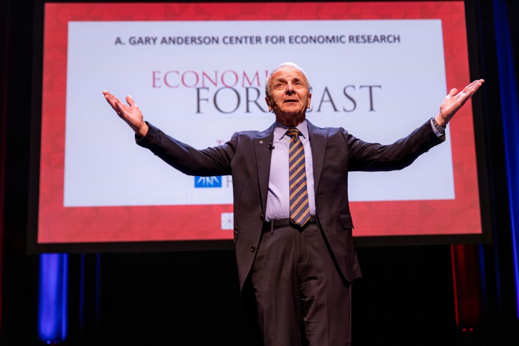 Chapman University’s Economic Forecast 2024: Gain Exclusive Insights for 2025