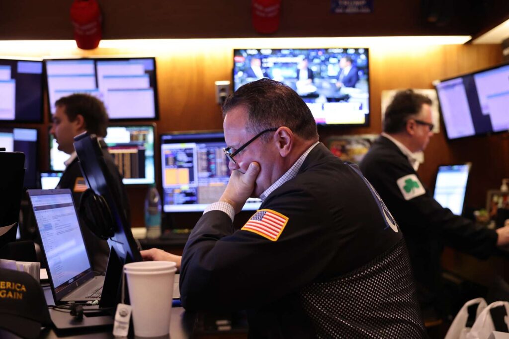Stock Market Rally Pauses as Tech Slide Pushes S&P 500 and Nasdaq Lower