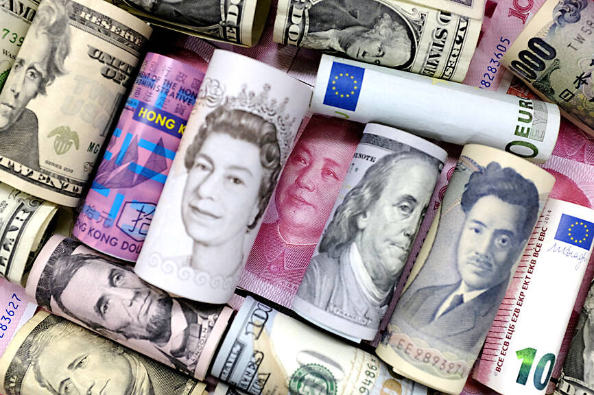 Interest income drives up forex reserves