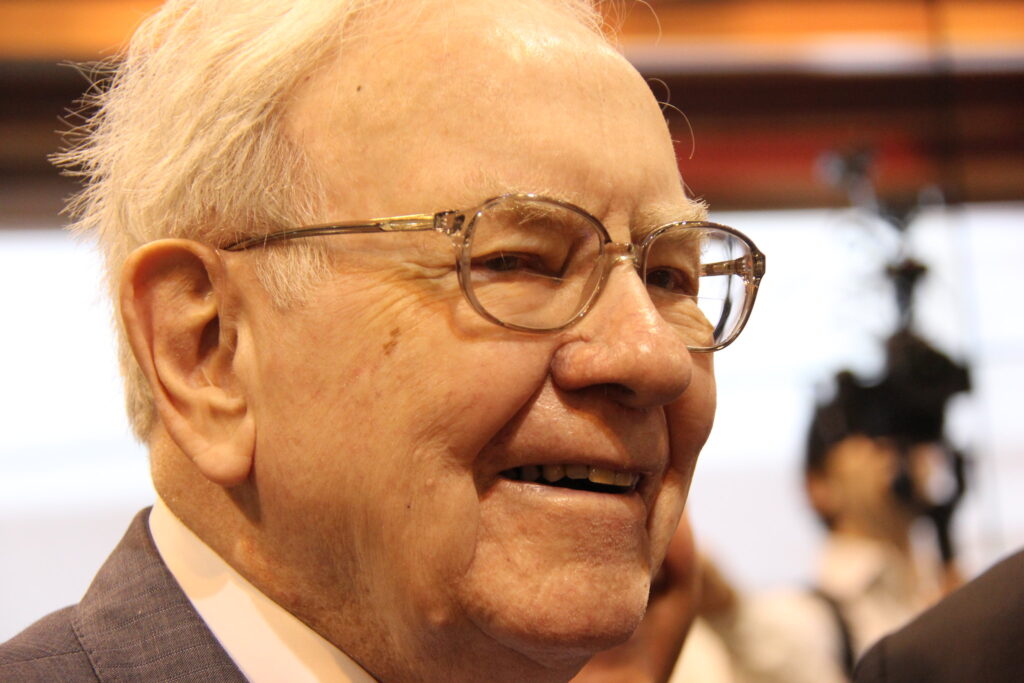 Investors Are Doing Something We've Never Seen Before. Here's Warren Buffett's Best Advice for the Situation.