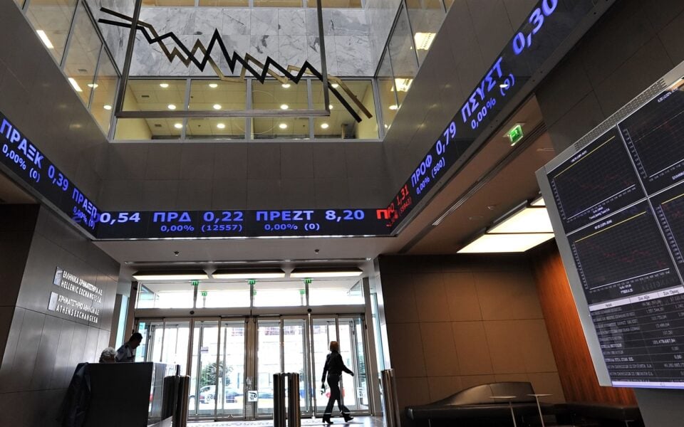 Greek stocks find love as turnaround efforts pay off